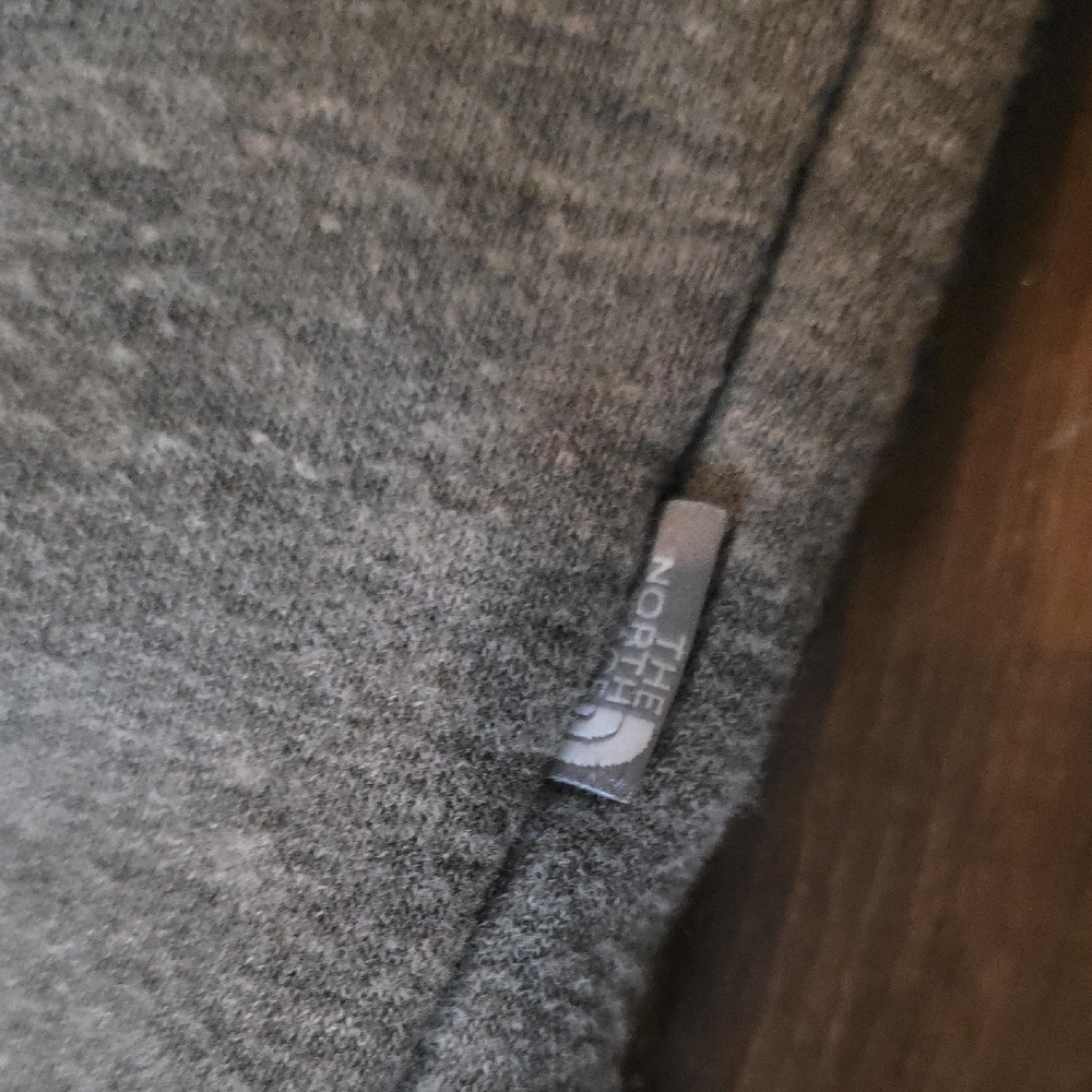 The North Face Heather Gray Crewneck - Picture 3 of 4